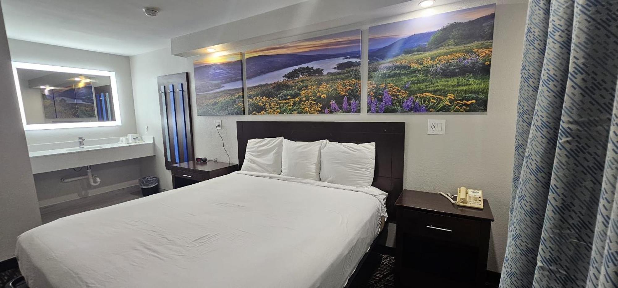 Days Inn By Wyndham Indianapolis East Post Road Εξωτερικό φωτογραφία