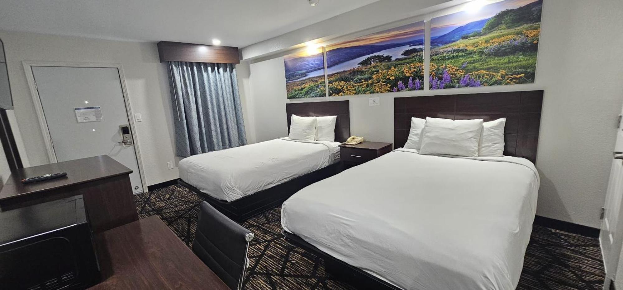 Days Inn By Wyndham Indianapolis East Post Road Εξωτερικό φωτογραφία