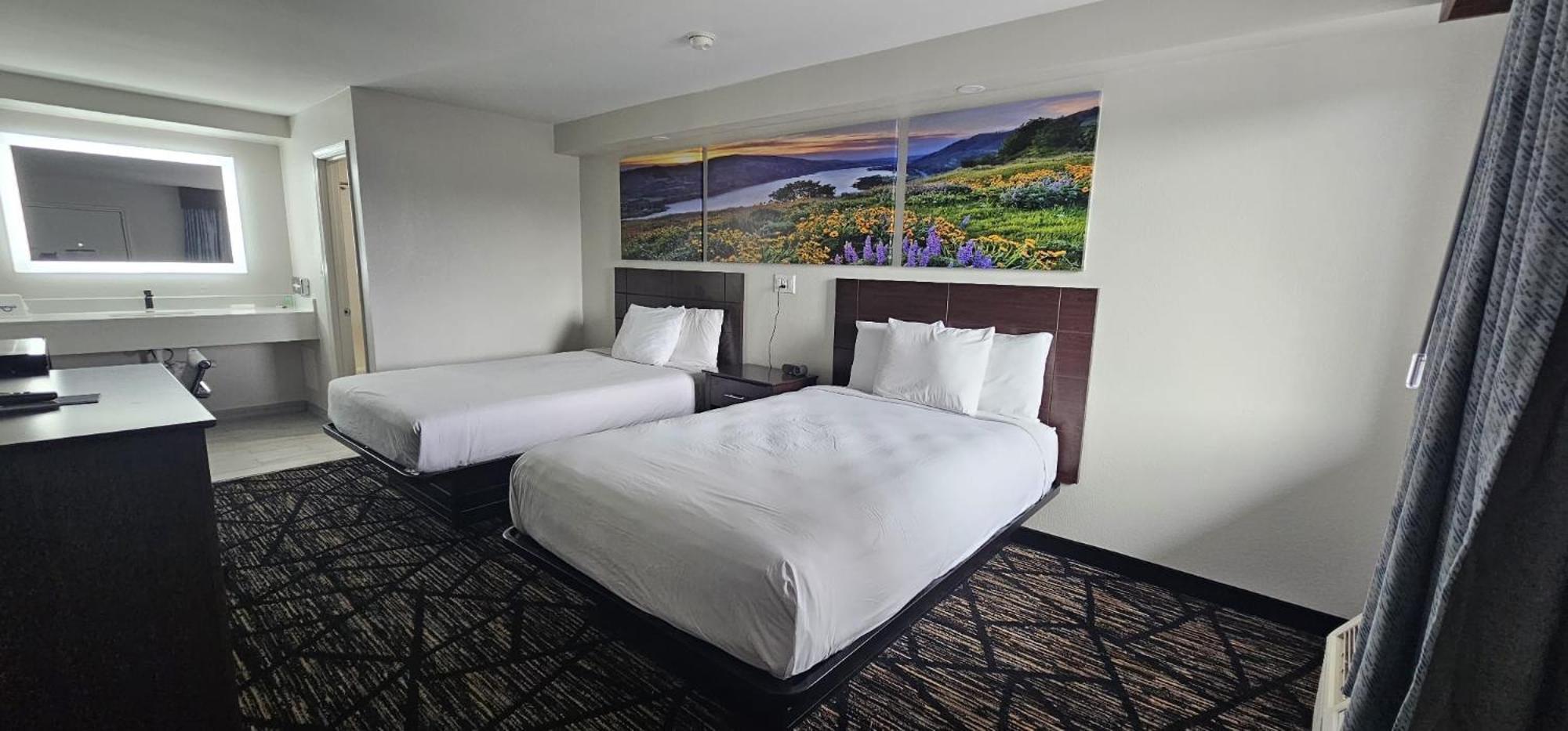 Days Inn By Wyndham Indianapolis East Post Road Εξωτερικό φωτογραφία